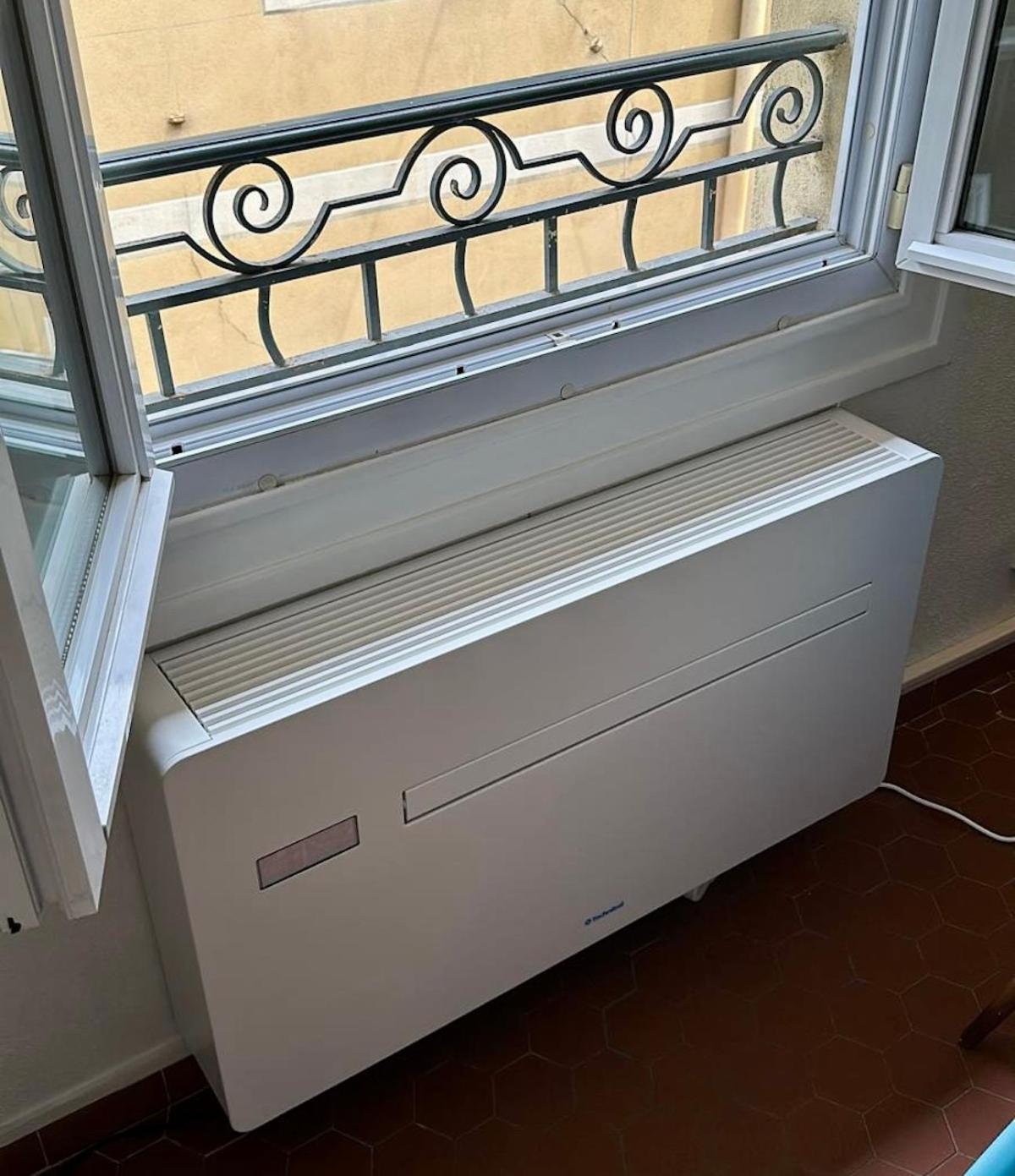 Cosy, Modern, Fully Equipped, Air Conditioning, Nice Historical, Old Town, 1Minute Walk From Beach - "Le Bunico 4" Exterior foto